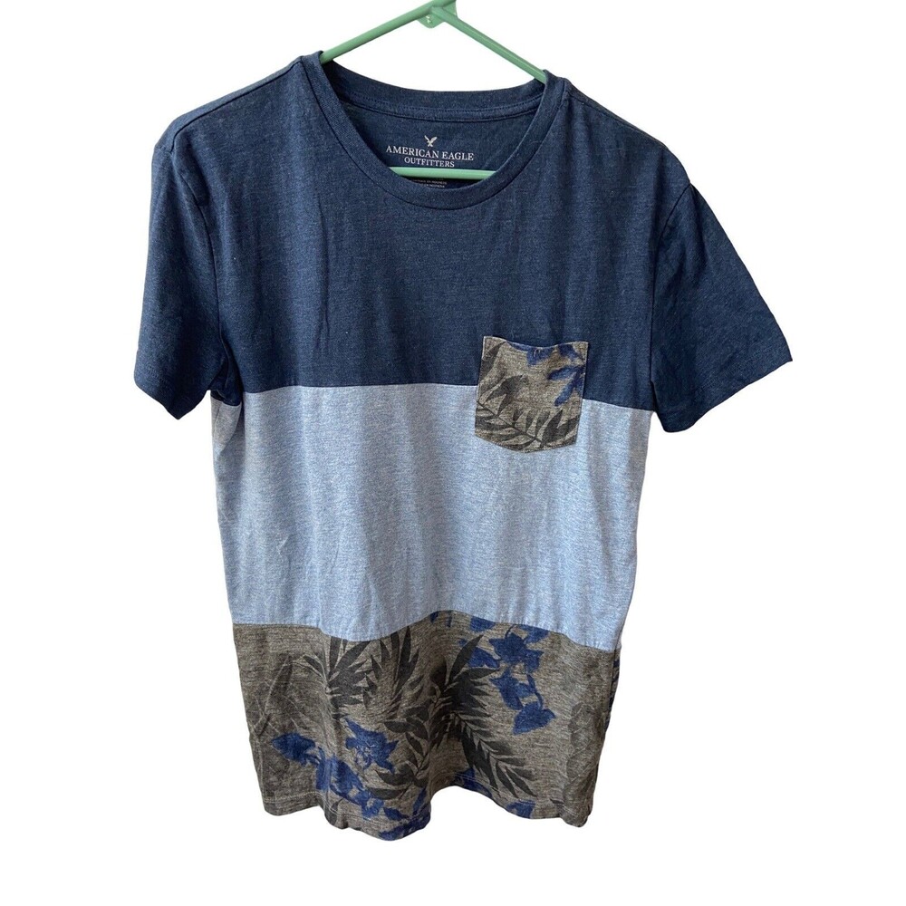 American Eagle Color Block T Shirt Womens Size S Blue Crew Neck Short Sleeved